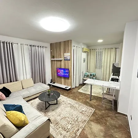 Dora Apartment Tirana Exterior photo